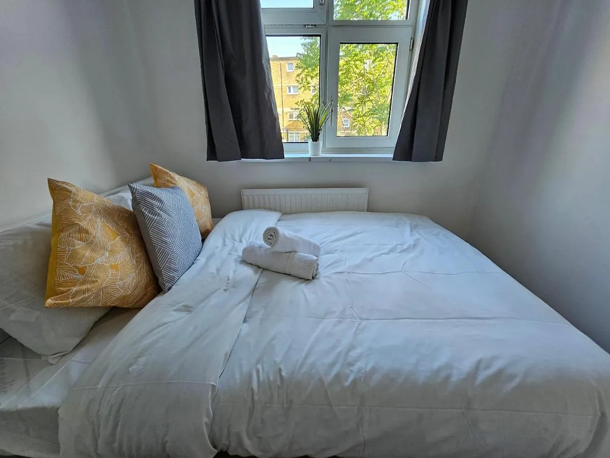 Towerhill Rooms London 0*,  Großbritannien