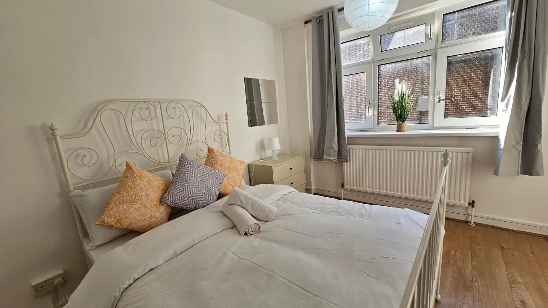 Towerhill Rooms London